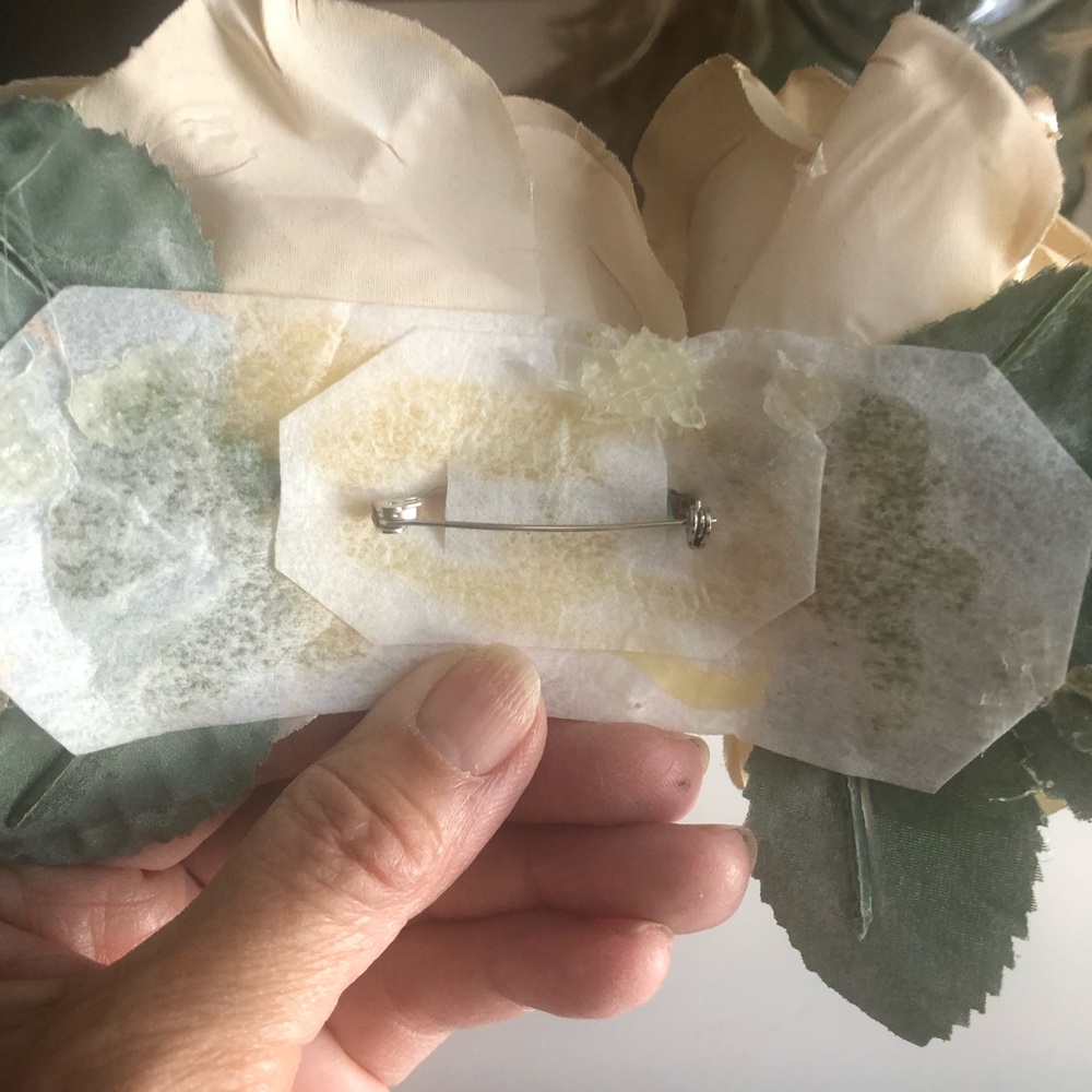 SOLD Vintage Barabara Allen custom raffia hat w detachable flower ornament - Picture 10 of 11